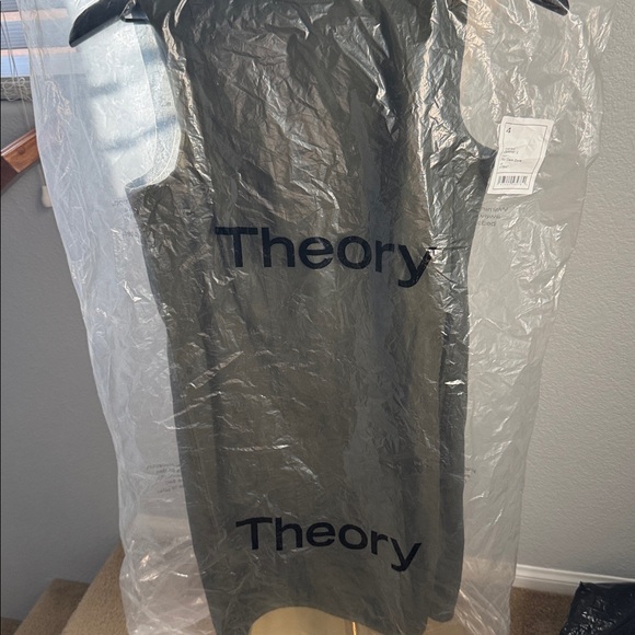 Theory Women's Sleeveless High Crew Dress-NWT - Picture 8 of 9